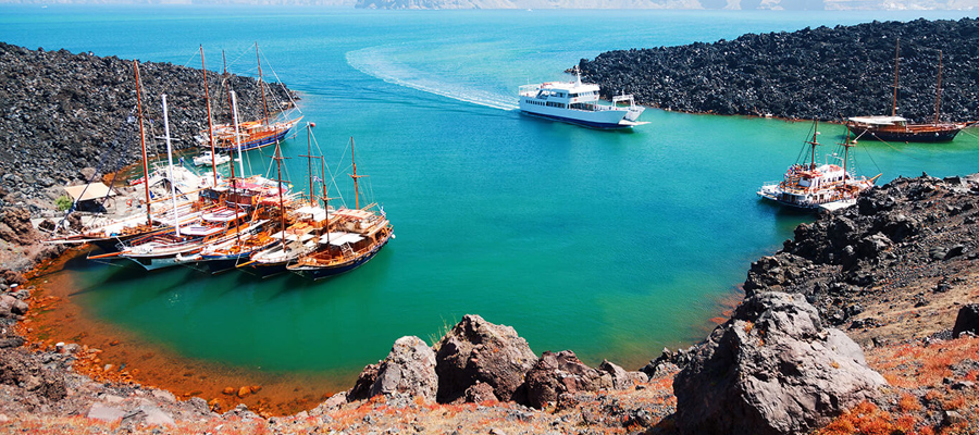 As ilhas vulcânicas fazem sucesso em Santorini na Grécia