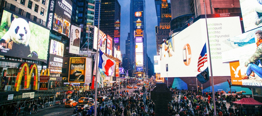Times Square durante a noite